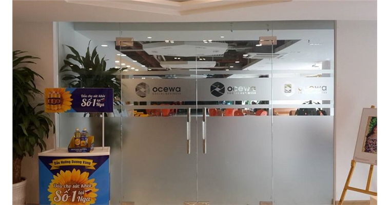 Kỹ thuật in decal trong và ứng dụng của nó