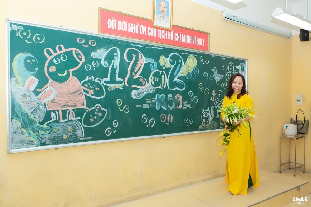 Mẫu Vẽ Bảng Kỷ Yếu Đẹp, Sáng Tạo Cho Mùa Kỷ Yếu