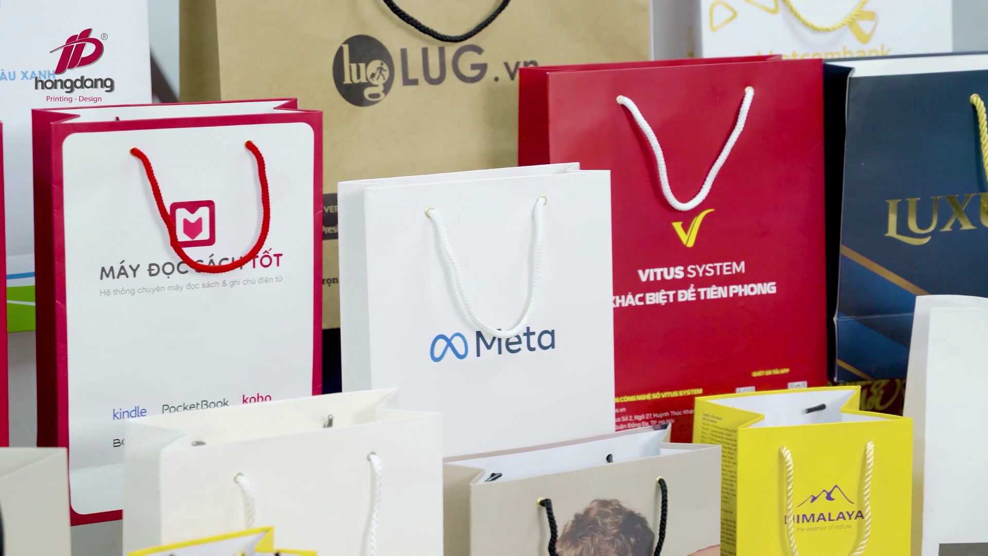 TÚI GIẤY TRỞ THÀNH XU HƯỚNG MỚI TRONG QUẢNG BÁ THƯƠNG HIỆU VÀ NÂNG TẦM SẢN PHẨM