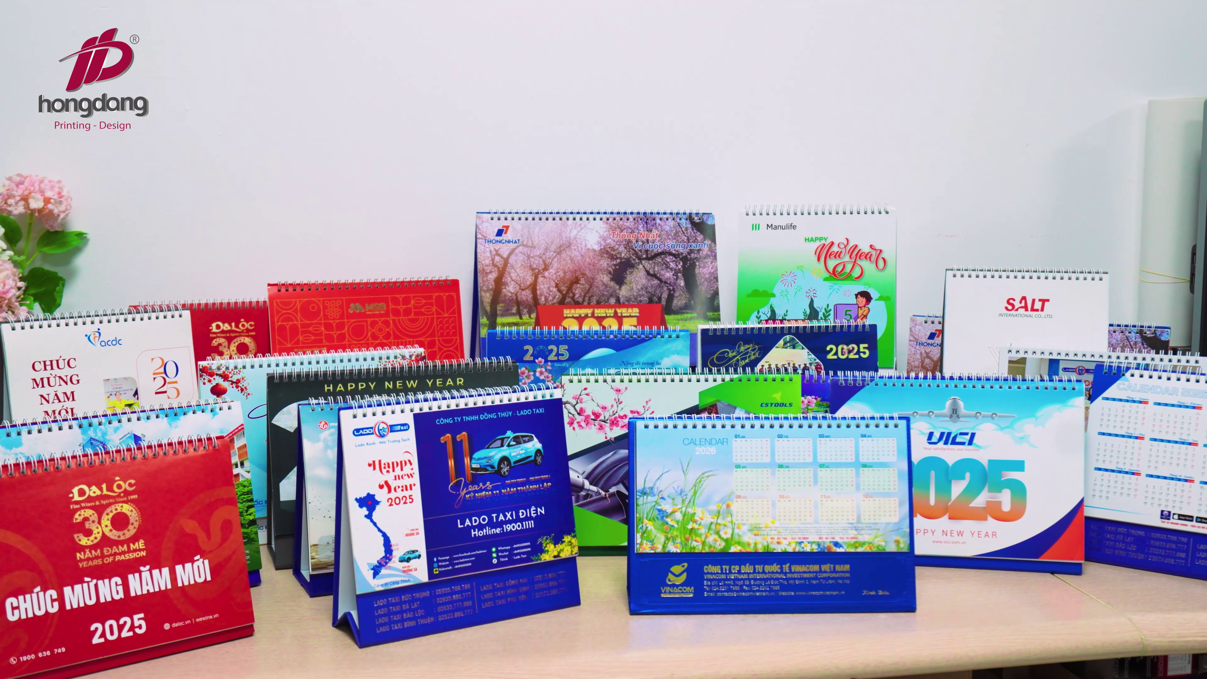 LỊCH ĐỂ BÀN GHI DẤU ẤN THƯƠNG HIỆU TINH TẾ